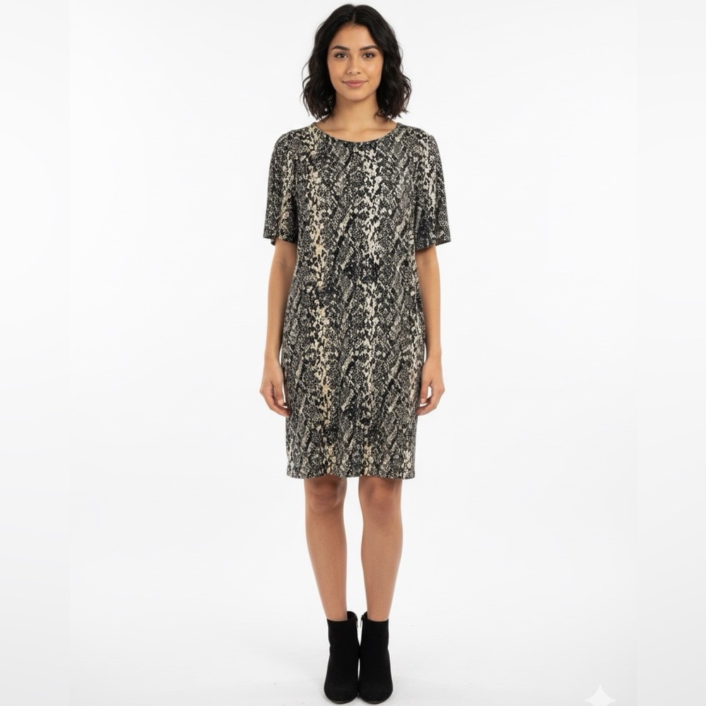 Alexandra + Oak NWOT Stretchy Short Sleeve Snakeskin Black and Cream Dress